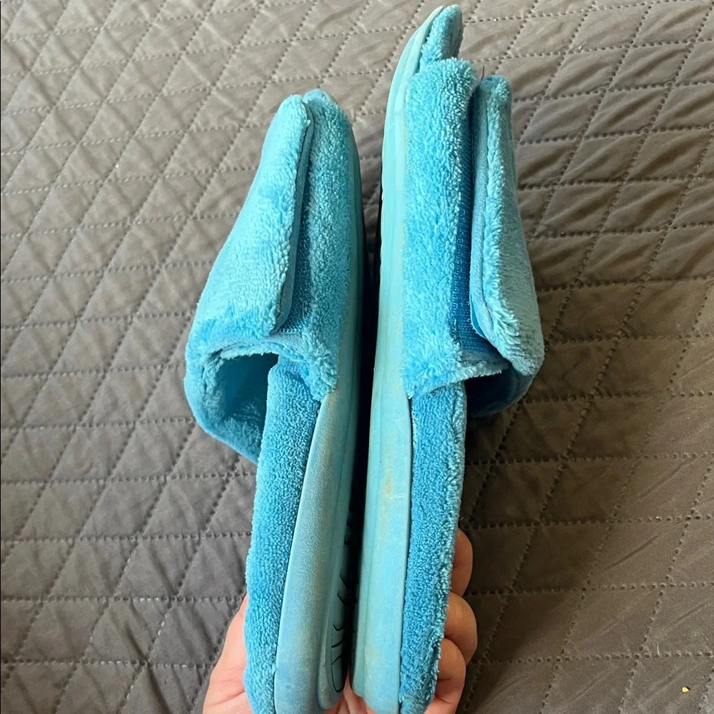 Vionic Dreamy Blue Slippers - Picture 5 of 11